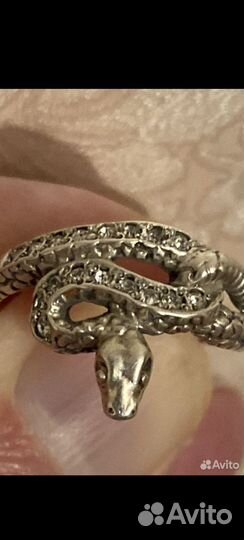Серебряное кольцо