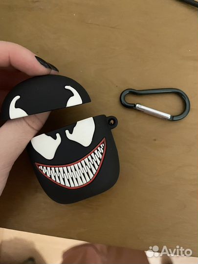 Чехол для наушников airpods