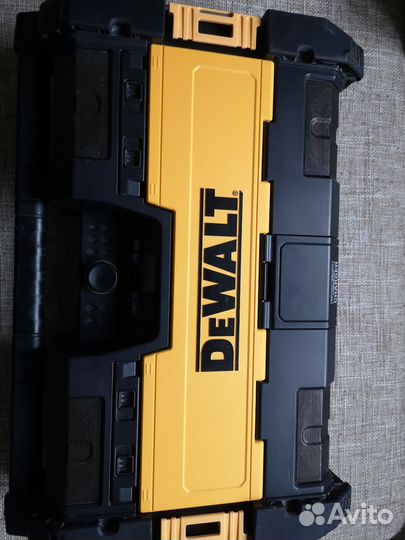 Радио Dewalt Toughsystem dwst1-08810