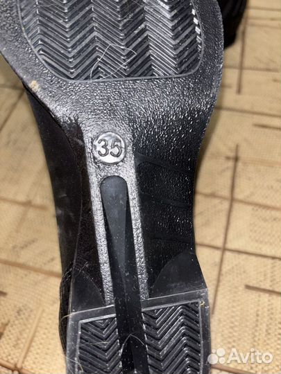 Лыжные ботинки