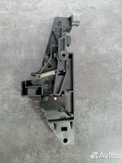 Держатель микропереключателей Panasonic nn-gs597m