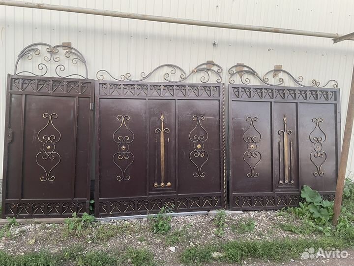 Железные ворота