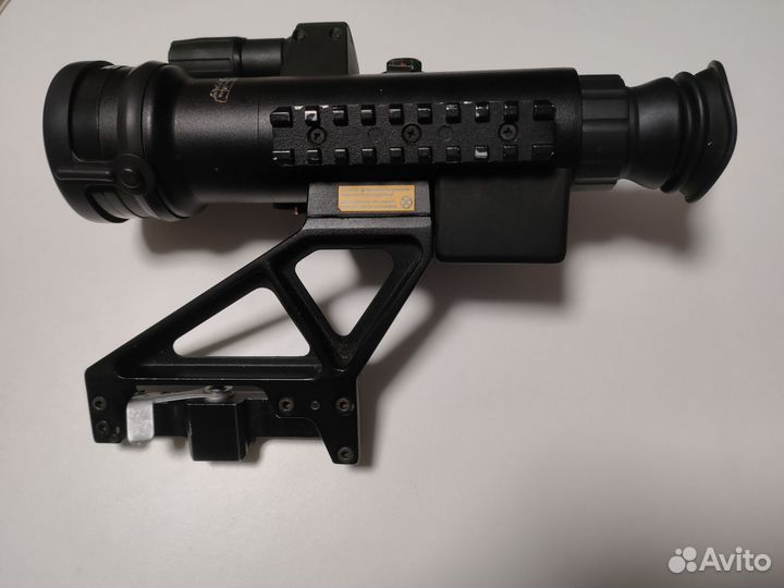 Прицел ночного видения yukon +фонарь