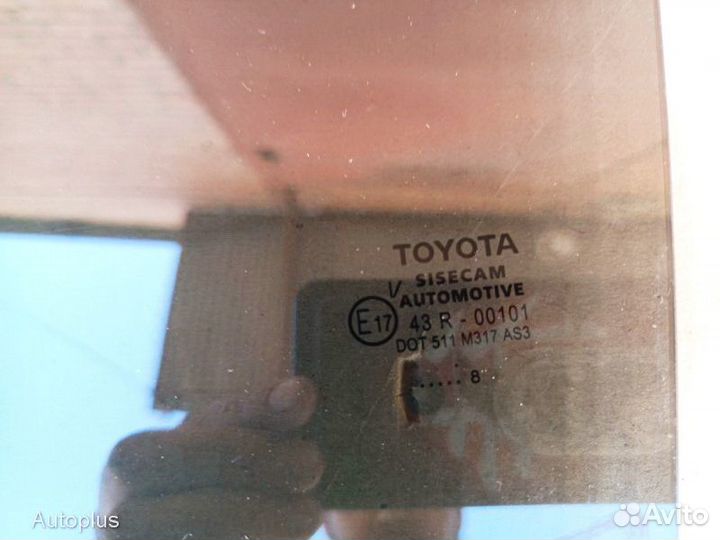 Стекло задней левой двери Toyota C-HR I