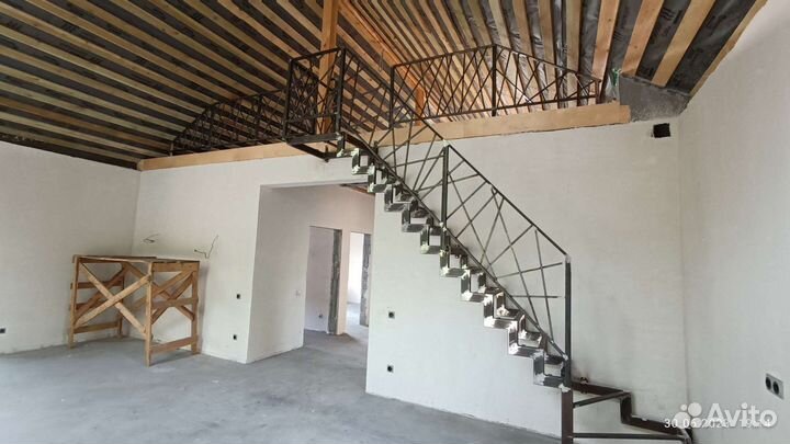 Изготовление металлокаркасов лестниц