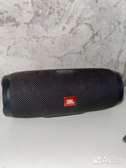 Колонка jbl charge 3