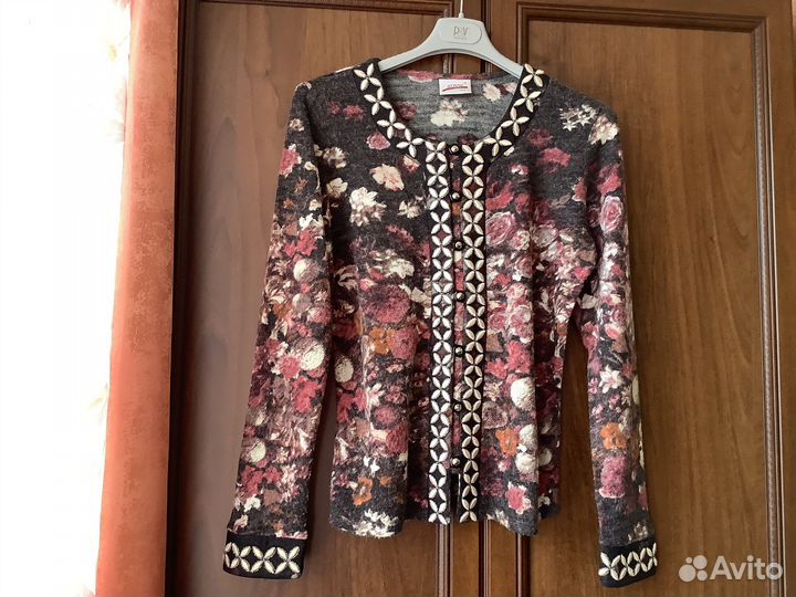 Кофта женская