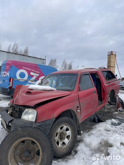 Mitsubishi l200 в разборе