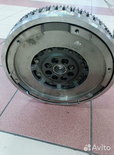 Маховик 2-х массовый Hyundai Terracan J3 2.9