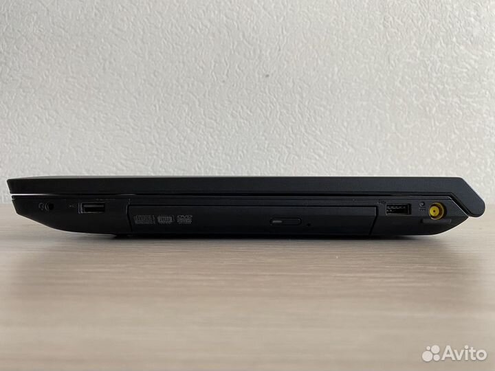 Ноутбук Lenovo b590