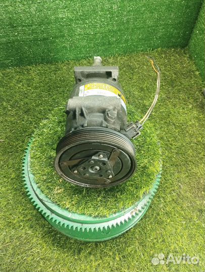 Компрессор кондиционера 8200050141 Nissan Almera N