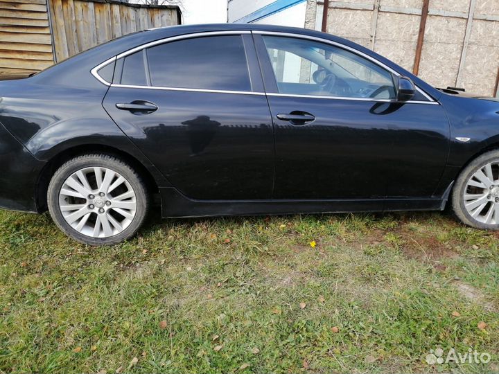 Mazda 6 2.0 МТ, 2010, битый, 130 000 км