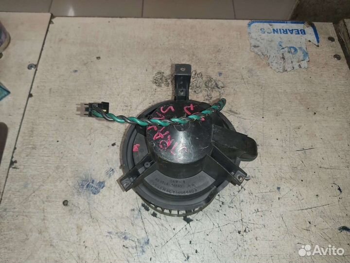 Моторчик печки для Chrysler Stratus/Cirrus 4644809