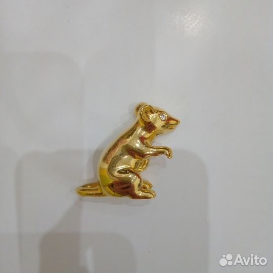 Золотая мышка