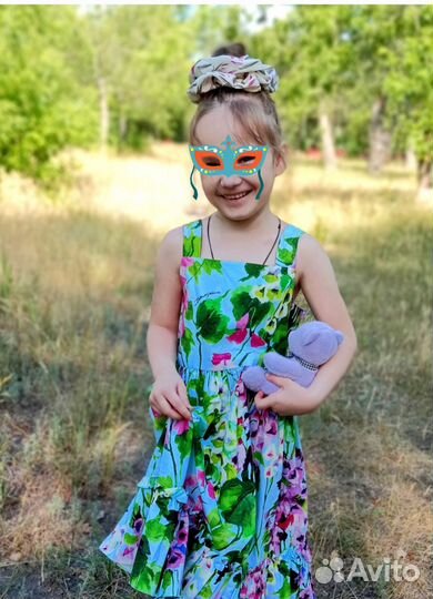 Платье из ткани Dolce Gabbana девочке