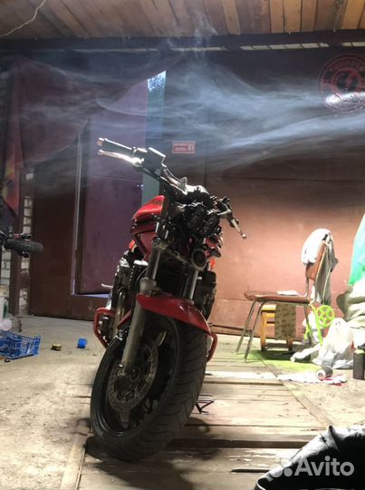 Suzuki bandit 600 gsf