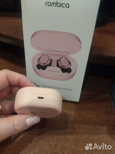 Беспроводные наушники rombica