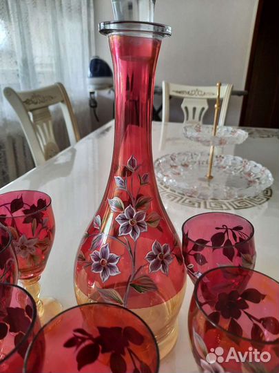 Графин и шесть рюмок. Богемское стекло