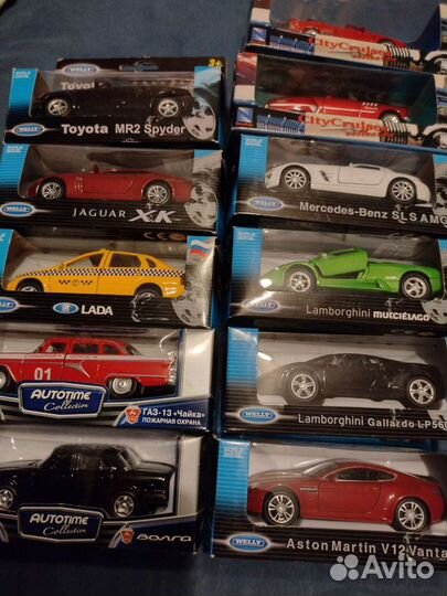 Коллекция моделей машин 1:43