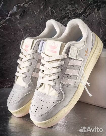 Кроссовки adidas forum low bad bunny