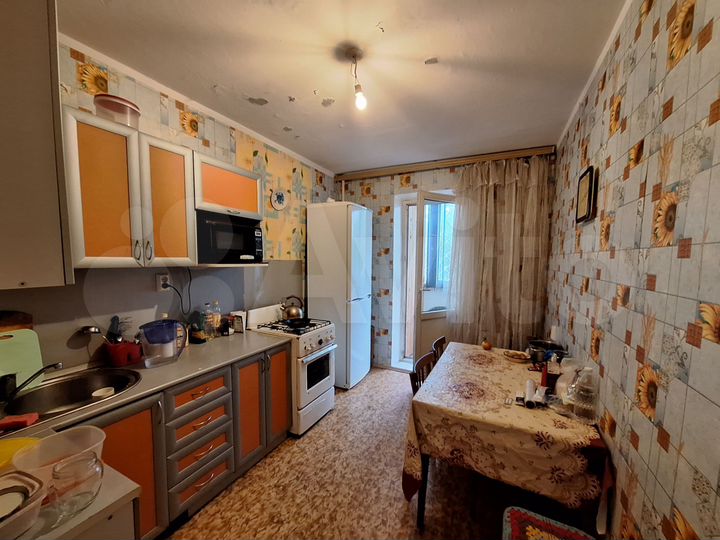 2-к. квартира, 63 м², 1/10 эт.