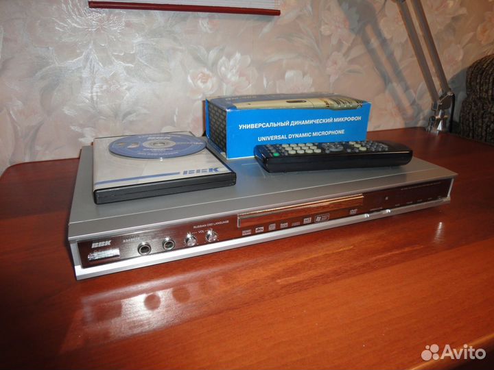 DVD плеер BBK bbk961S (караоке+)