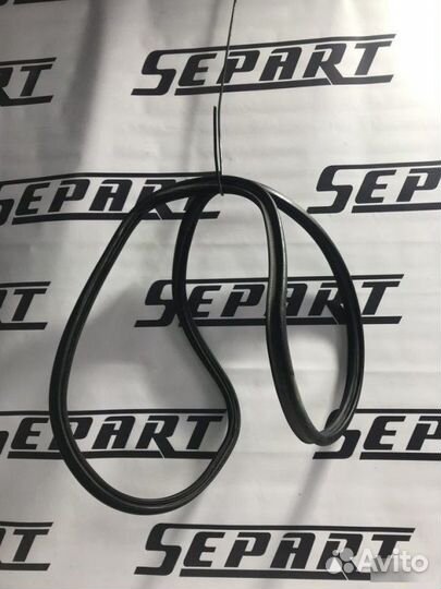 Уплотнительная резинка багажника Audi A4 B7