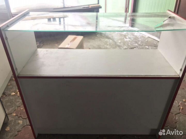 Тумба-Ветрина