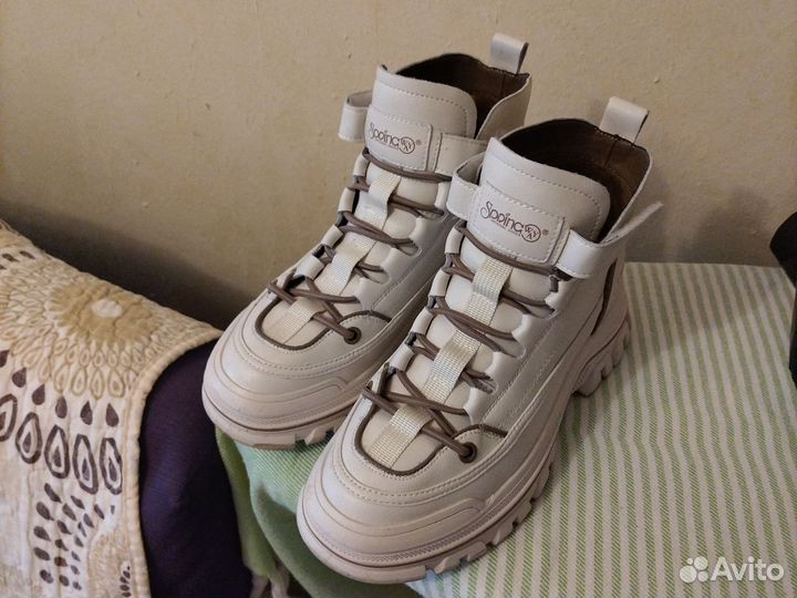 Ботинки женские 37 размер