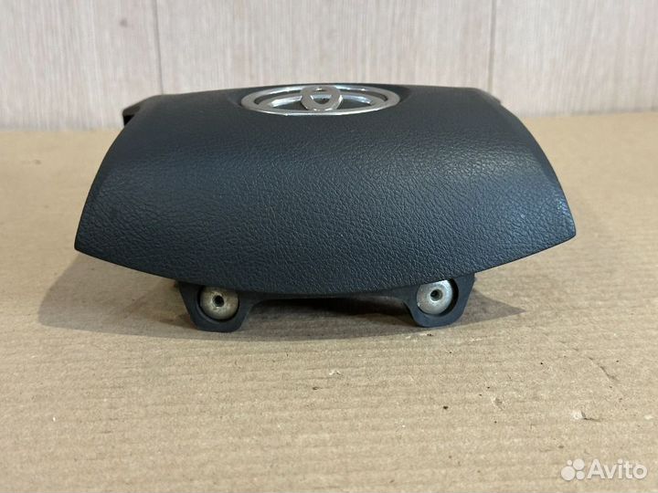 Подушка безопасности в руль Toyota Camry XV40
