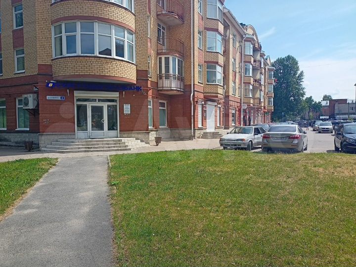 Сдам торговое помещение, 186 м²