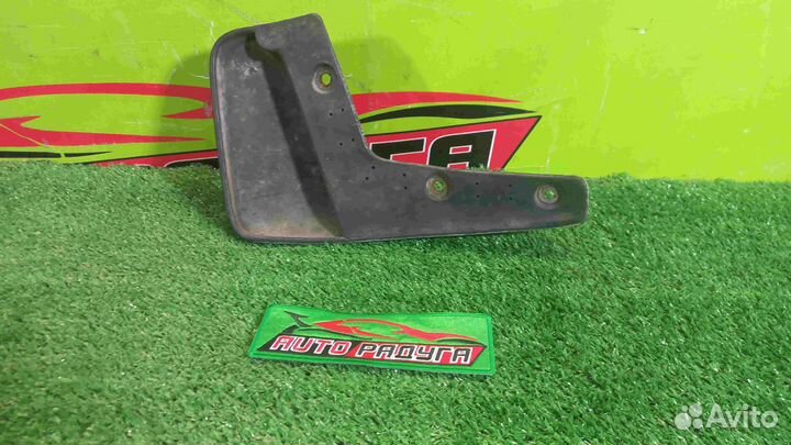 Брызговик mitsubishi, CS1A,CS2A,CS2V,CS2W,CS3A,CS3