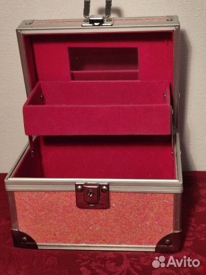 Шкатулка кейс