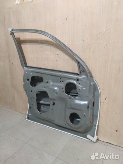 Дверь передняя левая Suzuki Grand Vitara JT