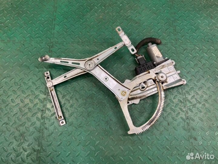 Стеклоподъемник передний левый Opel Astra H Z16XEP