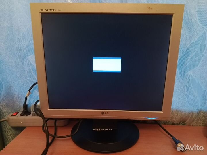 Монитор LG flatron