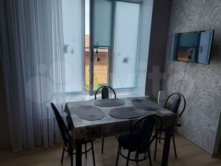 2-к. квартира, 44 м², 2/4 эт.