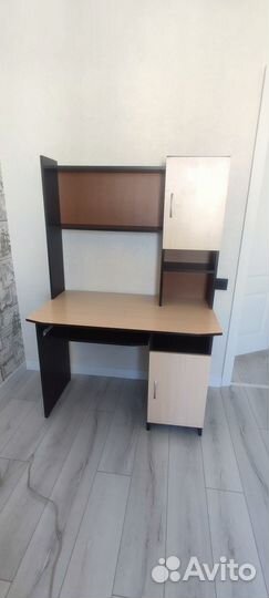 Школьный письменный стол бу