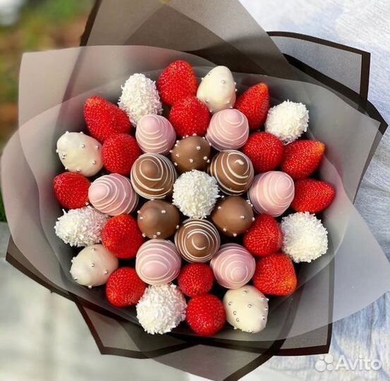 Клубника в шоколаде букеты
