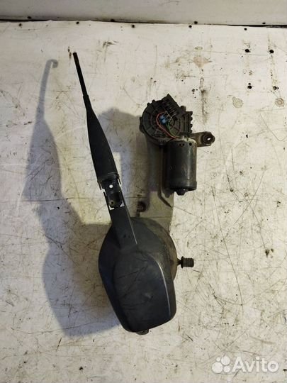 Трапеция стеклоочистителя Mercedes-Benz E-Класс