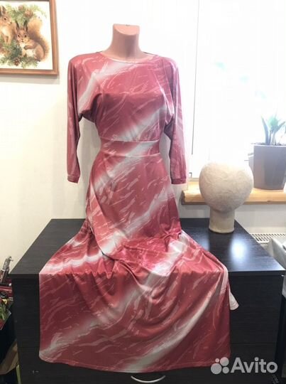Платье нарядное женское длинное красное 42-44