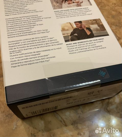 Fitbit Versa 2. Часы. Чёрные. Новые