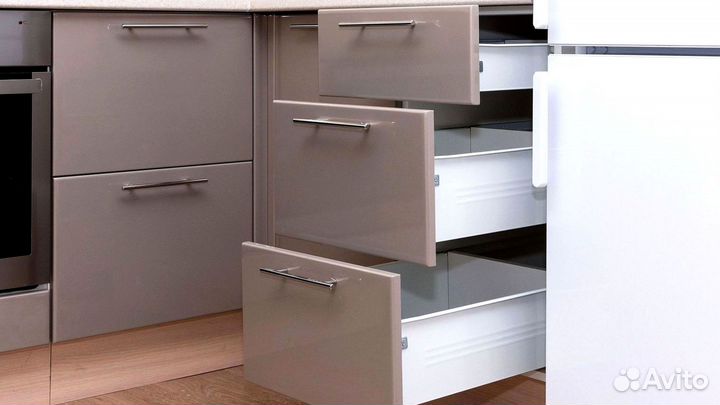 Кухонный гарнитур на заказ под ключ