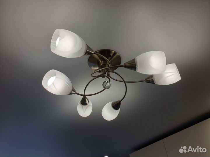 Люстра потолочная бу