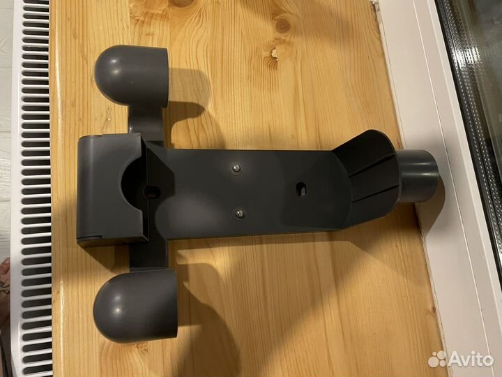 Настенное крепление пылесоса dreame V11