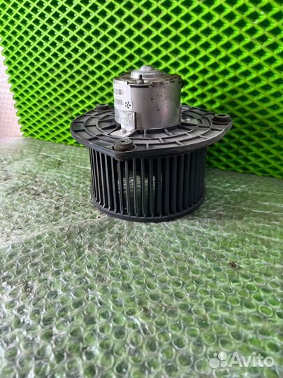 Моторчик печки Chevrolet Niva