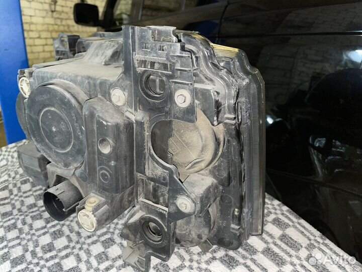 Фара правая Land Rover Range Rover sport