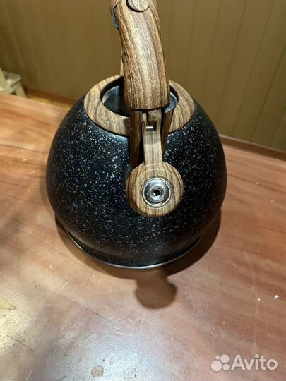 Чайник со свистком новый