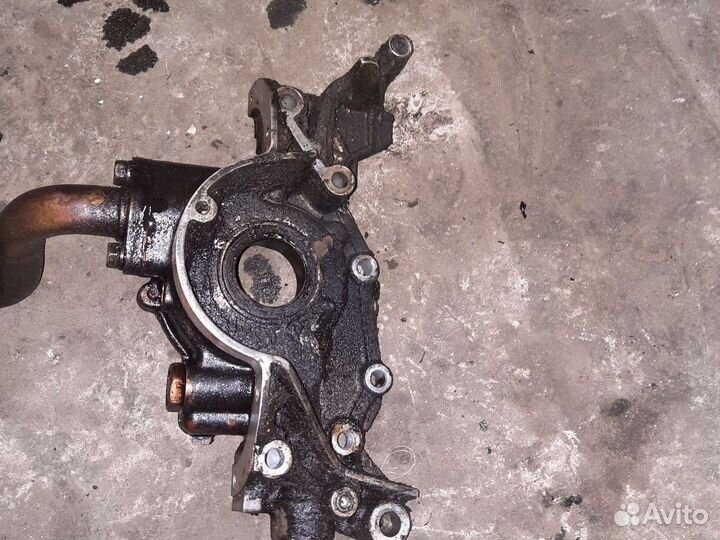 Масляный насос chrysler cirrus 2.5 6g73