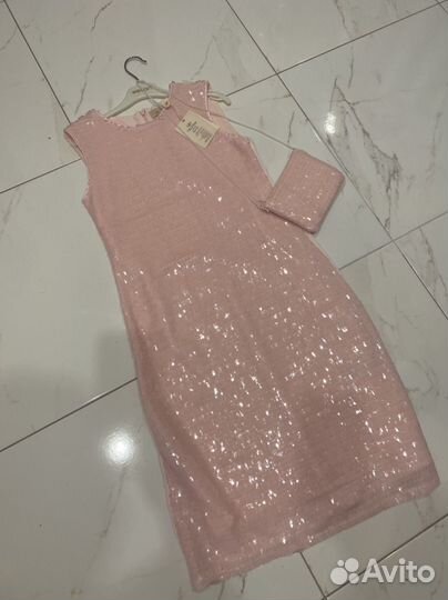 Платье для девочки нарядное